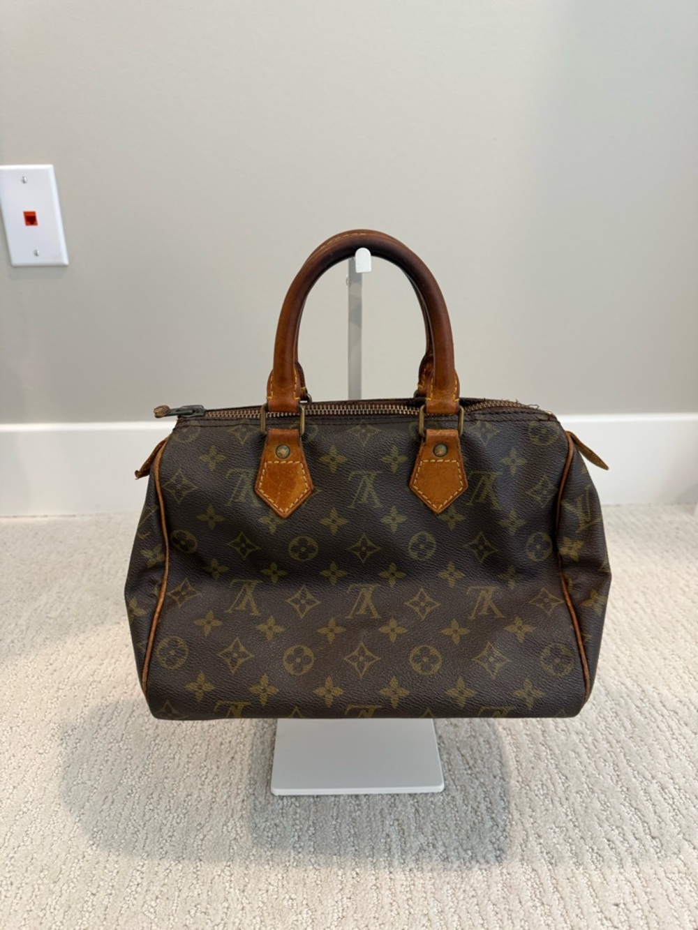 Louis Vuitton Speedy 25 Vintage *damage* - Picture 2 of 16